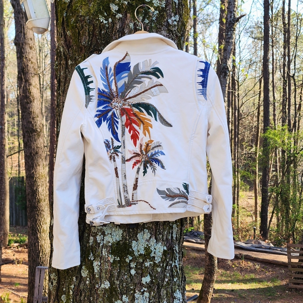 Blank NYC Palm Breeze Moto Jacket Vegan Leather Embroidered Beaded XS NWT - Picture 6 of 15
